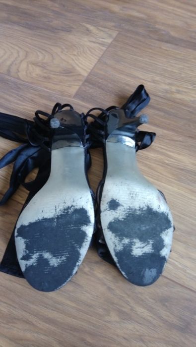 Buty wiązane w kostce satyna rozmiar 38