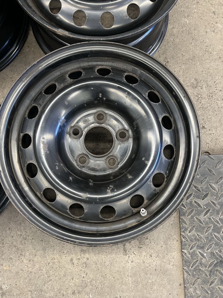 Felgi stalowe z czujnikami TPMS 6.5Jx16H2 5x114.3 ET48 Toyota  Hyundai
