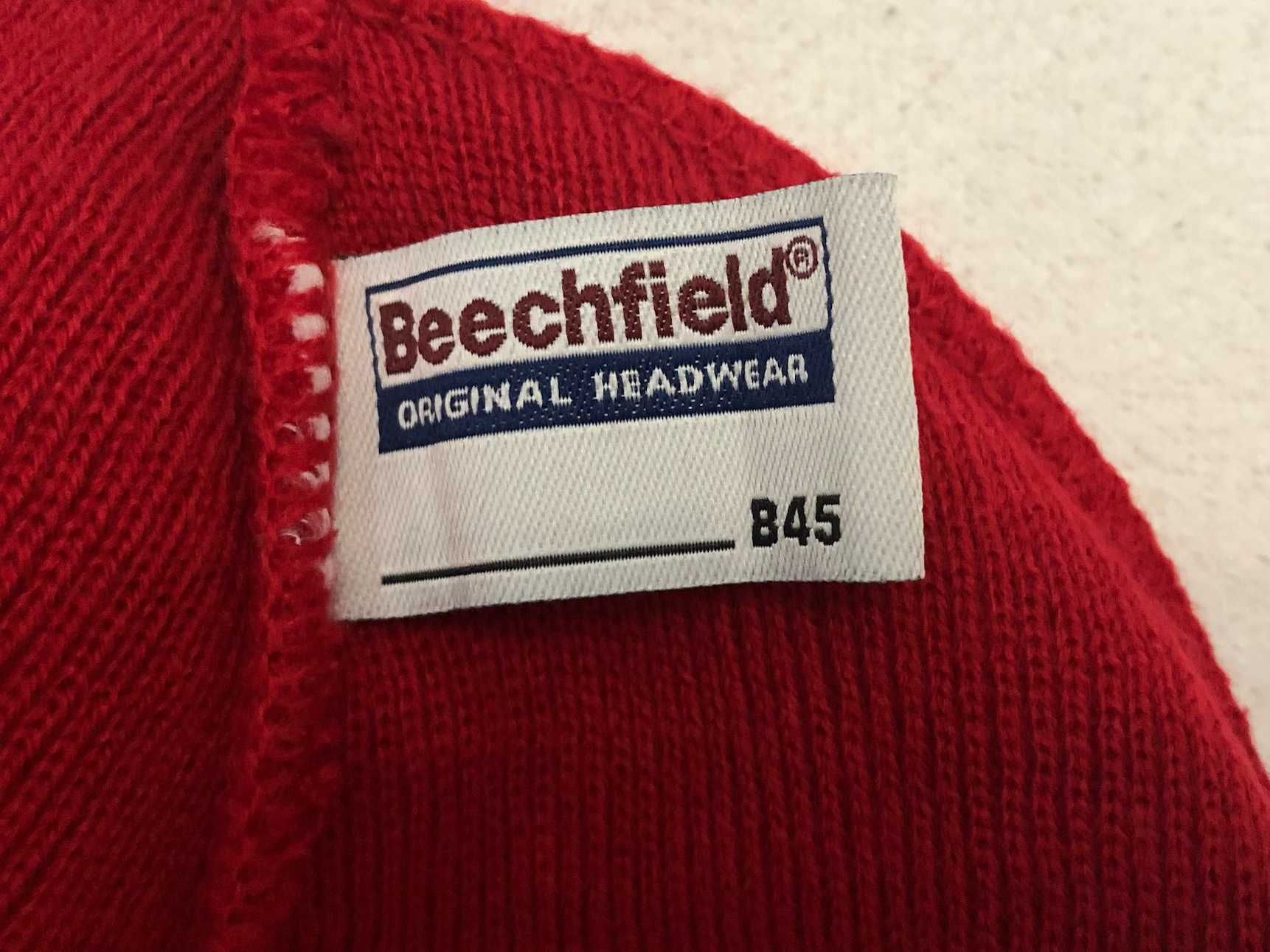 Червона шапка beechfield
