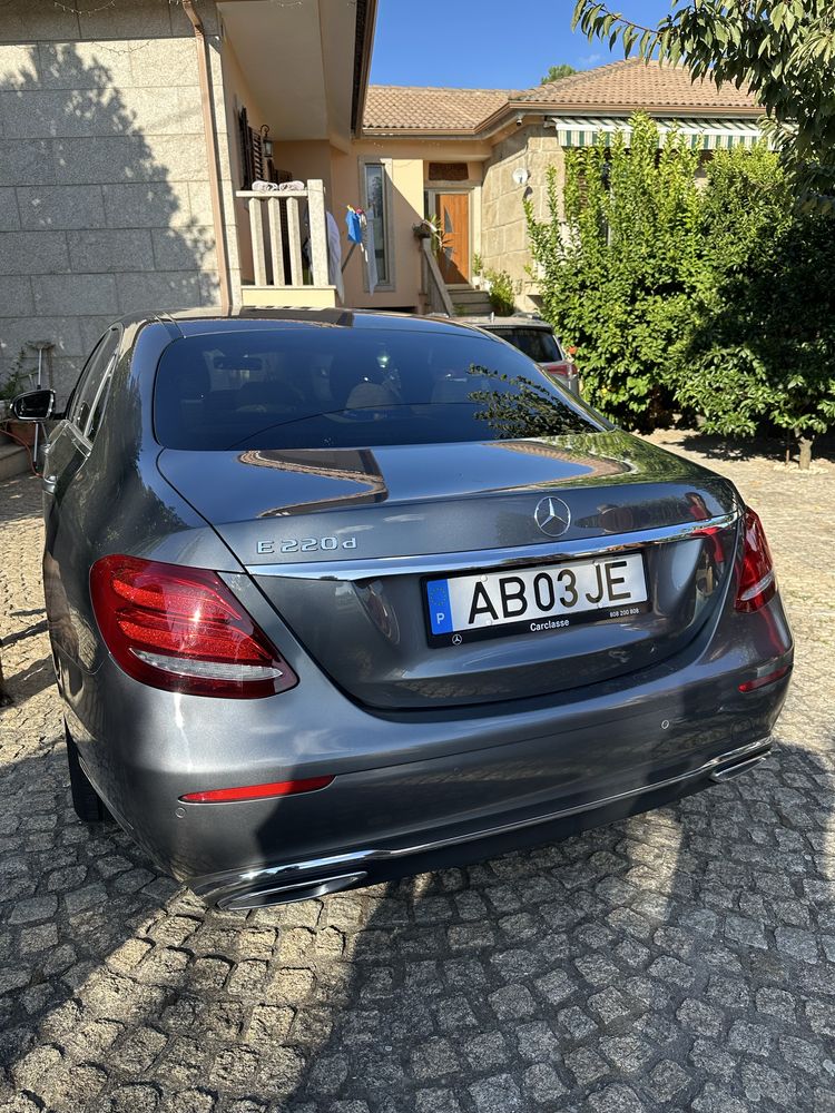 Mercedes E 220 Nacional poucos quilometros