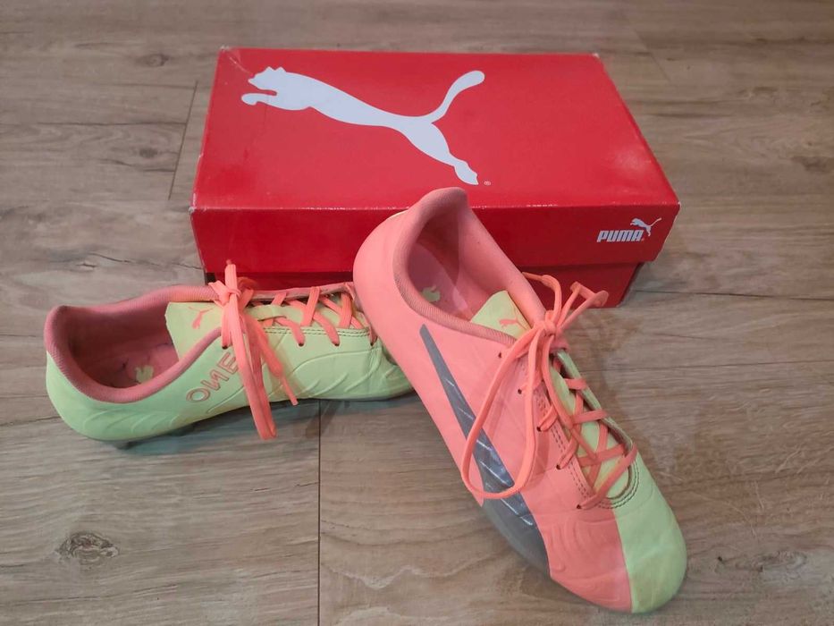 Buty do piłki nożnej