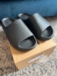 Adidas YeezySlide_Black Nowe damskie Klapki 41