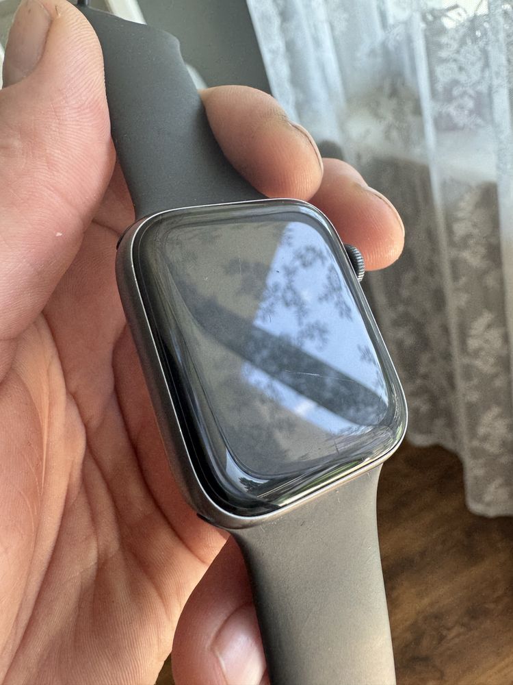 Apple watch 5 44 mm GPS + Celullar