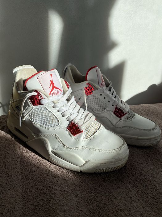 buty jordany 4 metalic red