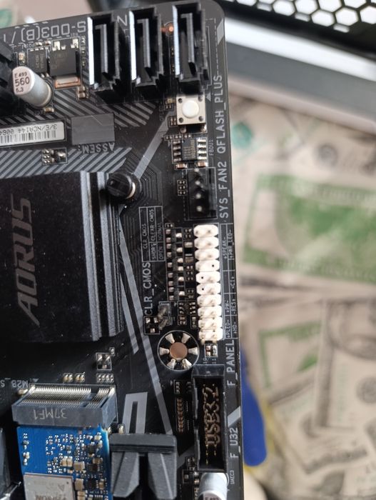 Продам бюджетний ігровий комплект