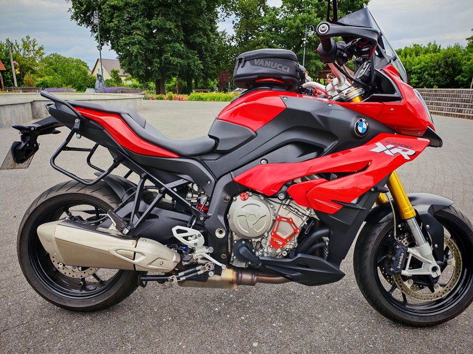 BMW s1000xr super stan. Cena do końca listopada.