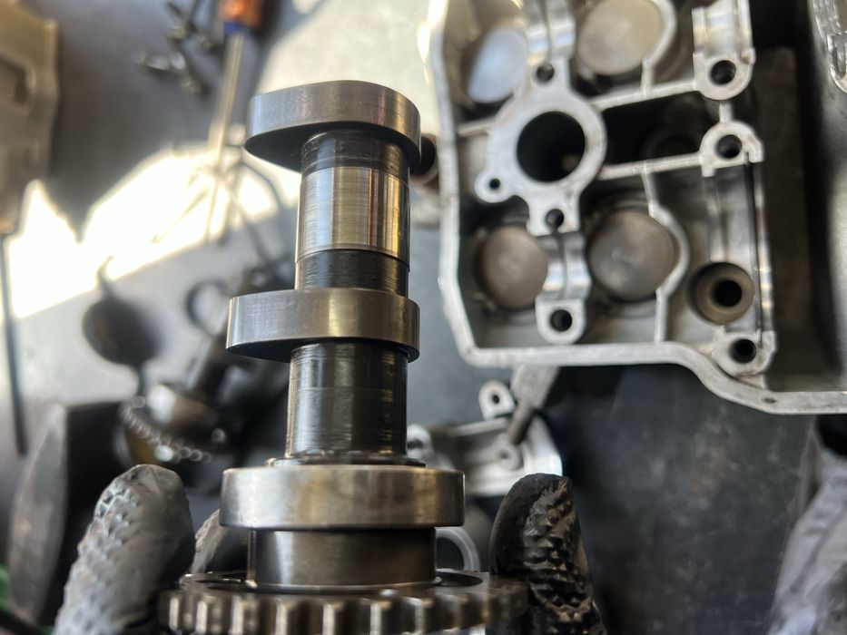 Glowica rmz 450 wtrysk walki