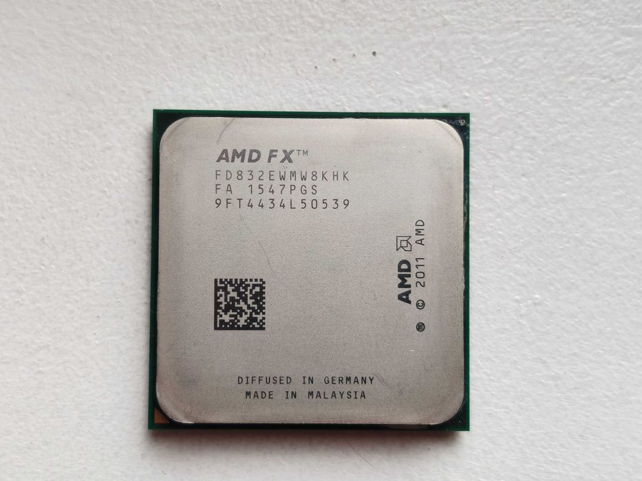 procesor AMD FX-8320E - FD832EWMW8KHK - 8 rdzeni