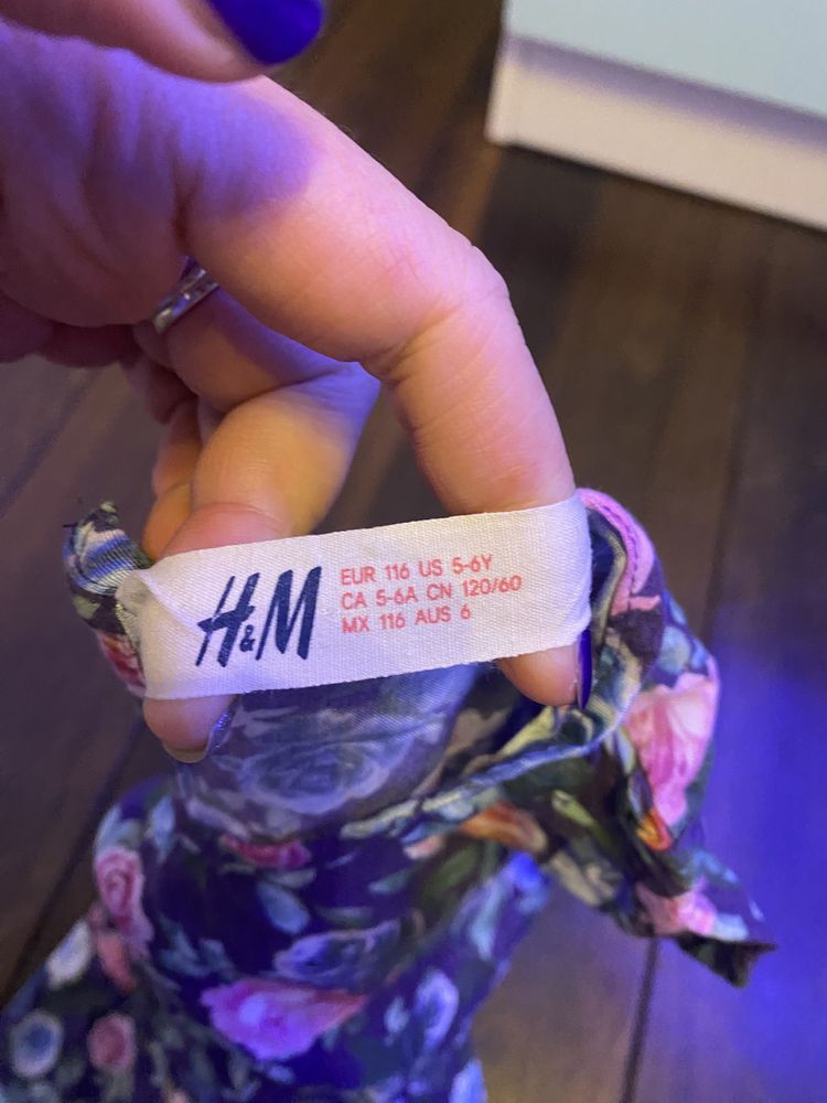 Piekna sukienka w kwiaty h&m rozmiar 116 wielkanoc