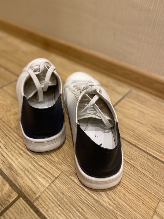 Кросівки Zara