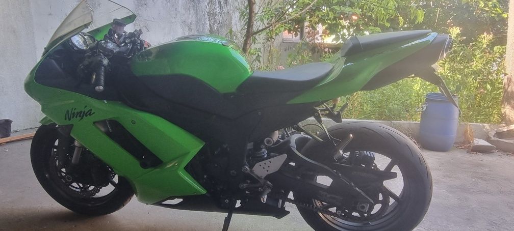 Zx6r com barulho no motor, mas trabalha bem