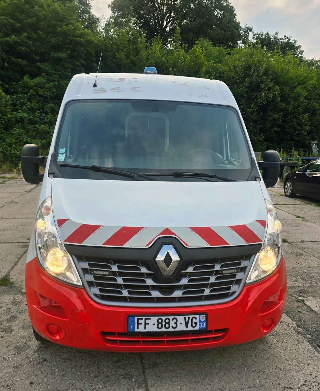 Renault Master 2.3 Dci Nosze Kardio  Karetka Ambulans Nosze 1789 kat B