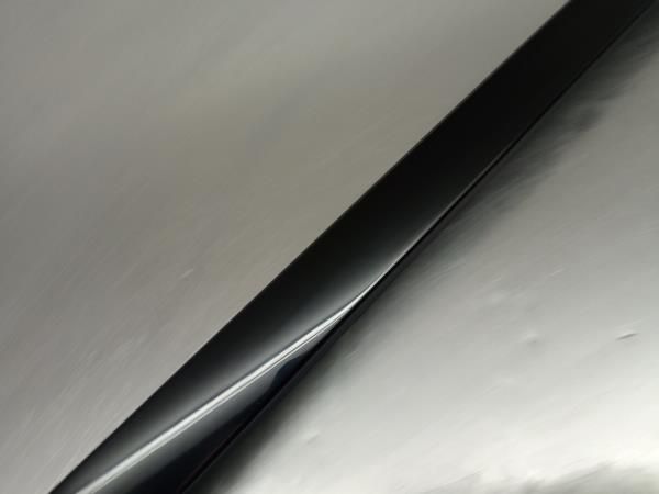 Friso pára-brisas esquerdo PEUGEOT 5008 II (M_)