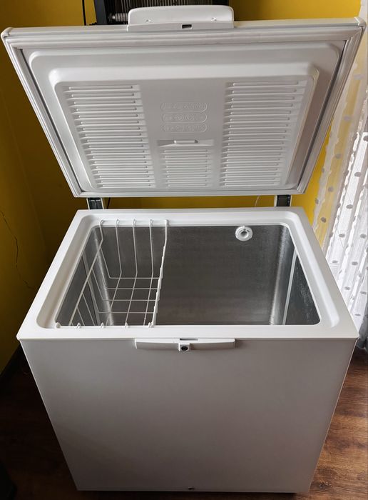 Zamrażarka skrzyniowa Whirlpool WH2010 FO