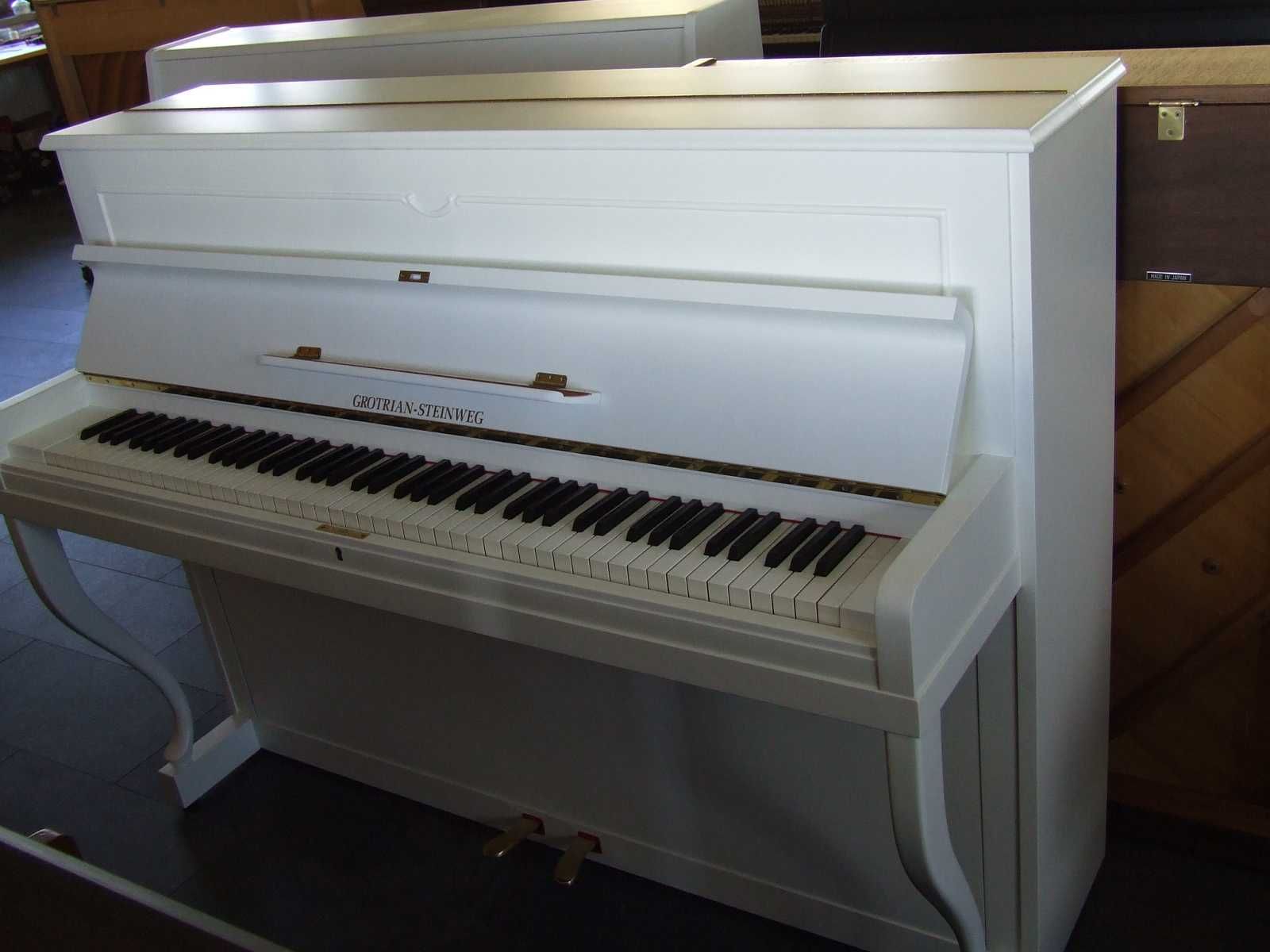 Pianino Grotrian Steinweg mod 110 po renowacji, białe