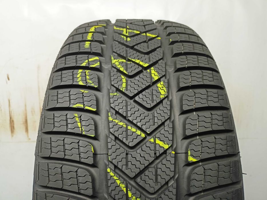 Pirelli SottoZero 3 235/35/19 21r. 91V 7mm Jak Nowa (197)