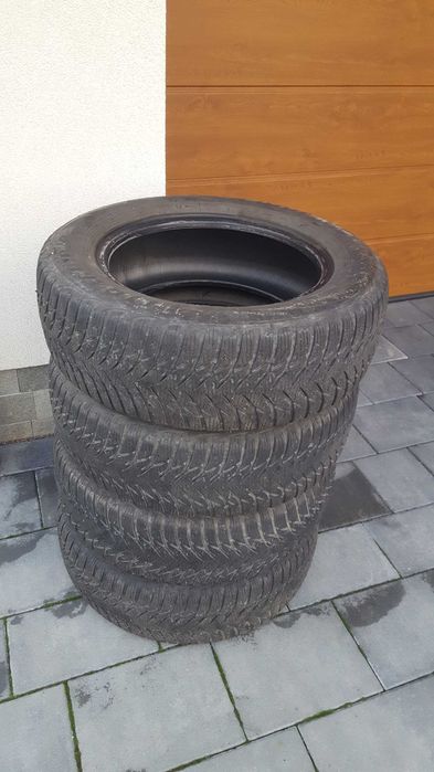Opony Zimowe Goodyear Ultragrip 8 195 65r15
