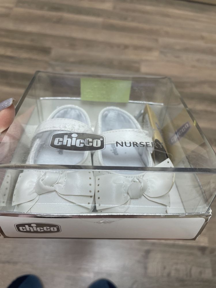 Пінетки для дівчинки Chicco