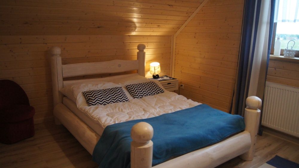 Mazury domek  nad jeziorem jacuzzi ,sauna, 11 osób, Mikoł