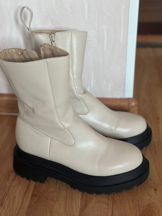 Демісезонні чоботи