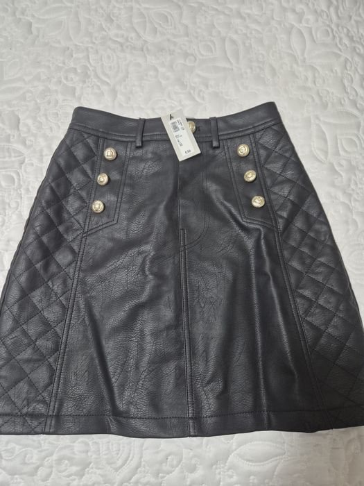 Vendo saia pele River Island