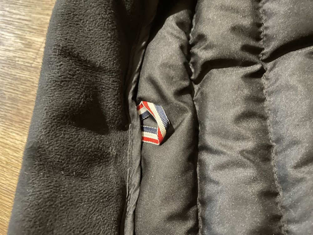 Жилетка Moncler ..