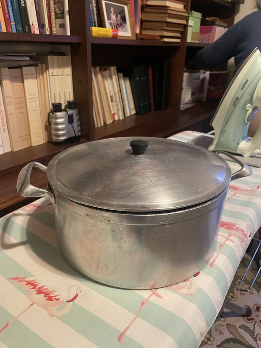 Caçarola ( tacho ) em aluminio fundido