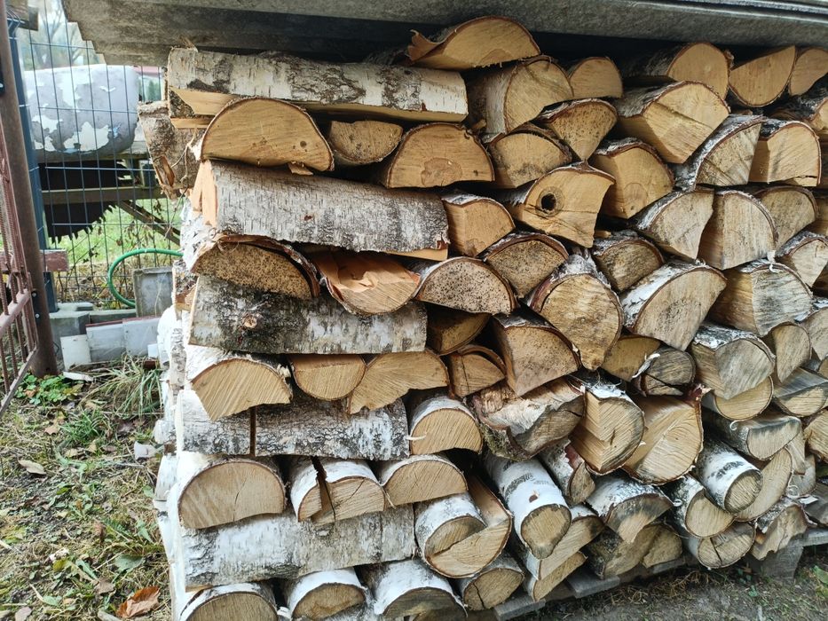 Suche liściaste drewno opałowe