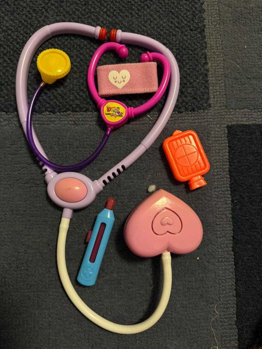 Набір дитячих медичних інструментів