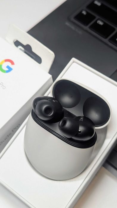 Навушники Google Pixel Buds Pro \ Charcoal \Чорні