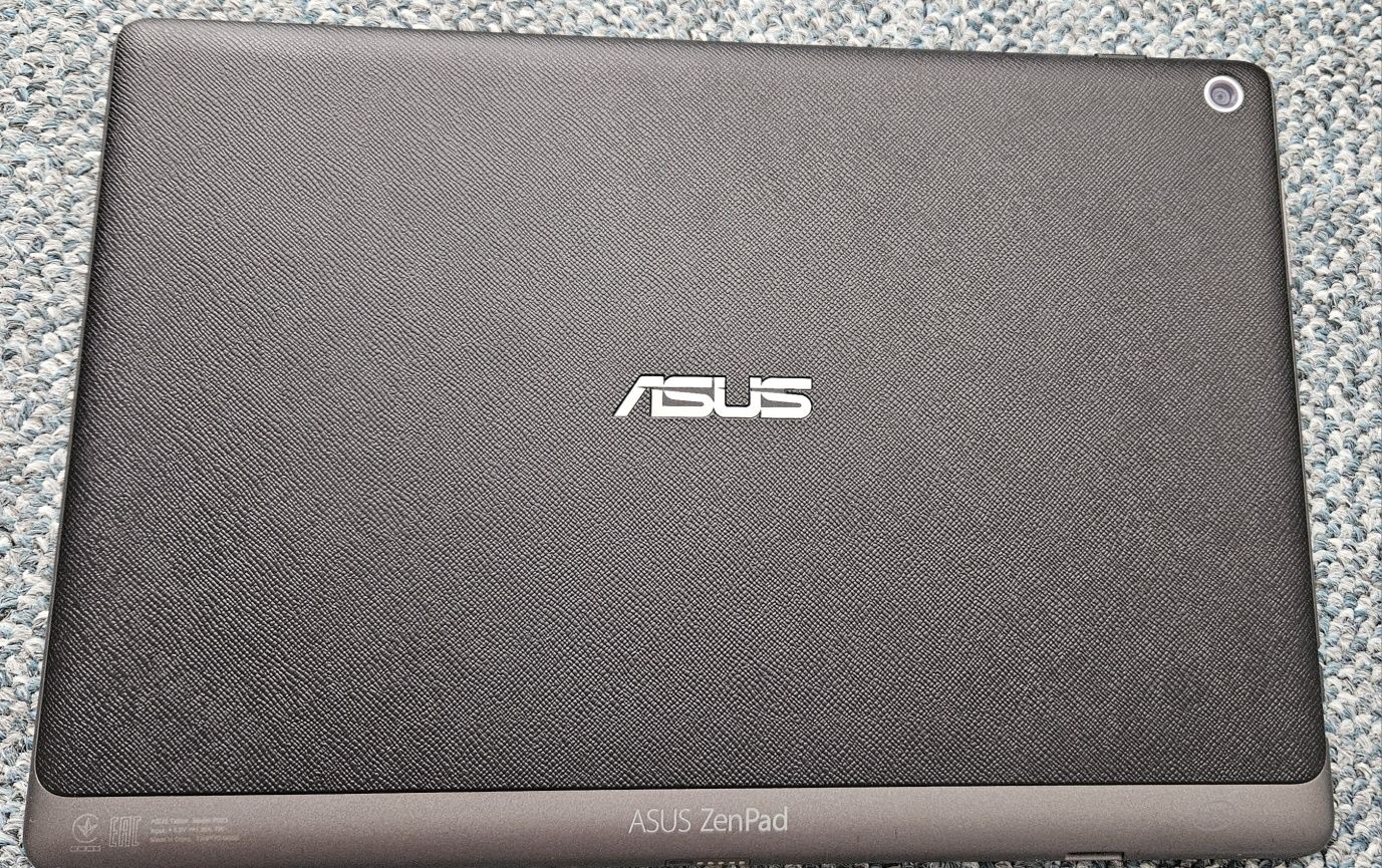 Планшет Asus ZenPad P023