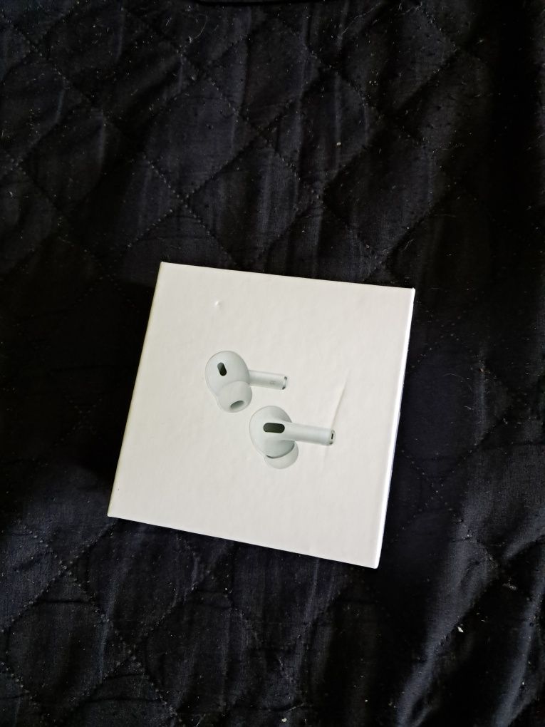 Nowe Słuchawki Apple AirPods Pro 2 gen MagSafe USB-C