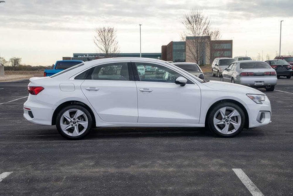 Audi A3 Premium 40 TFSI      2023