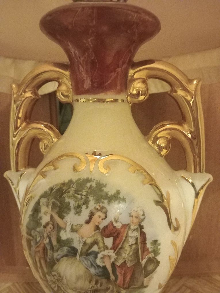 Lampa stołowa z porcelany