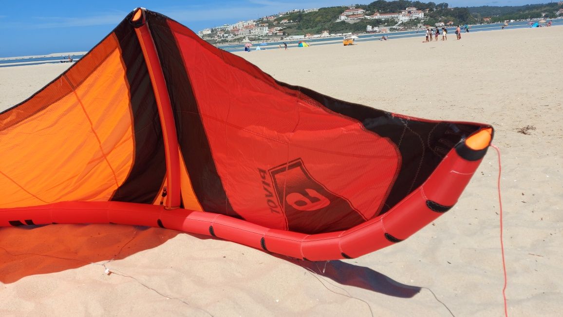 Kitesurf kite Naish pivot 2022 9M