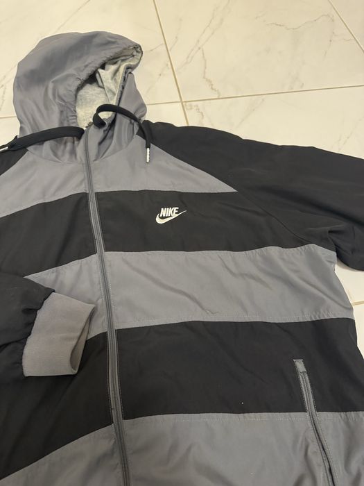 Вітровка nike л з підкладкою, вінтаж, кофта найк ідеальний стан