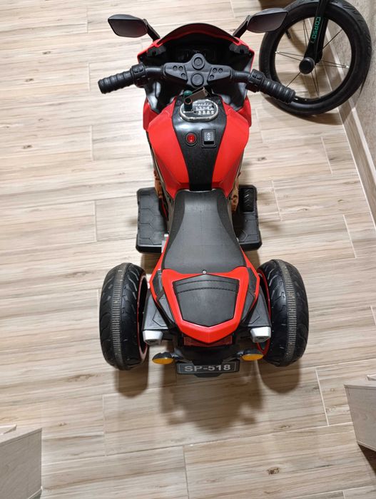 Мотоцикл дитячий.