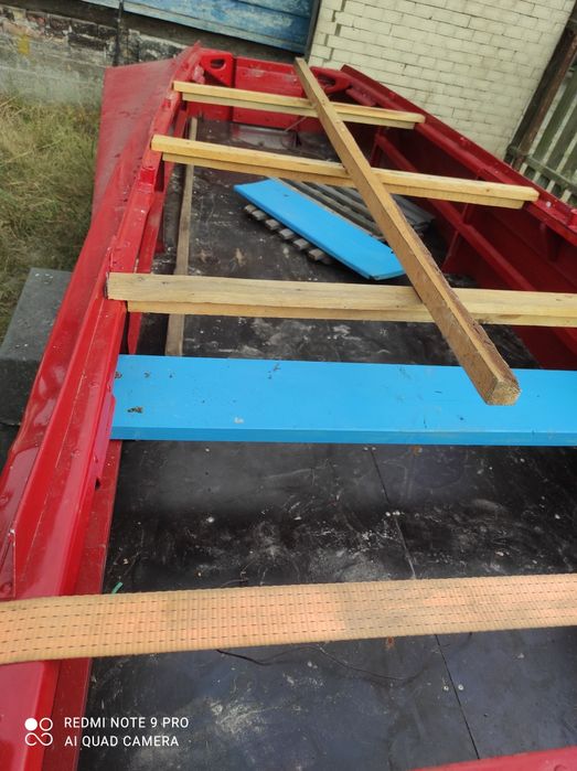 Продам лодку южанку