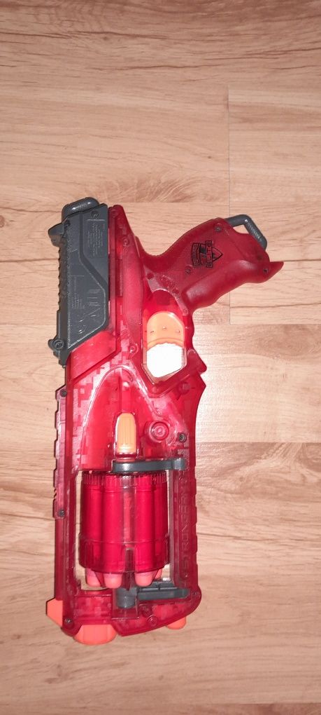 Pistolet nerf czerwony