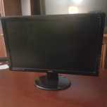 Monitor defeituoso a funcionar
