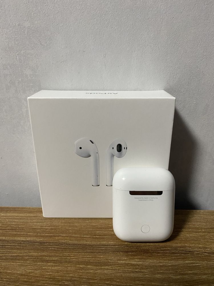 Продам airpods 1