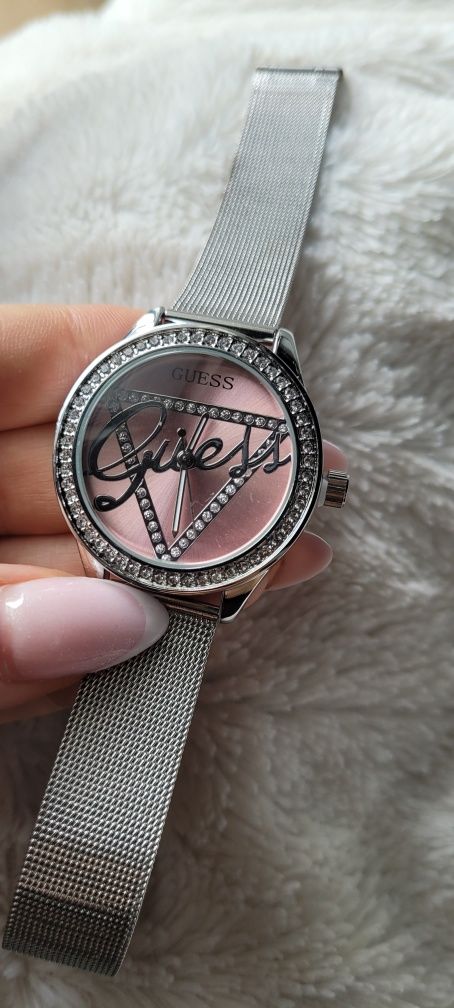 Piękny damski zegarek na rękę glamour guess Nowy