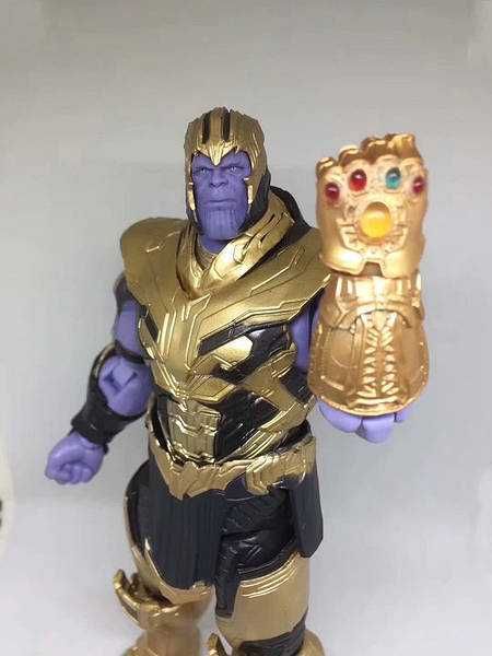 Фигурка THANOS (Танос) игрушка