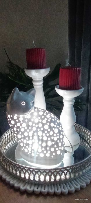 Lampka w kształcie kota