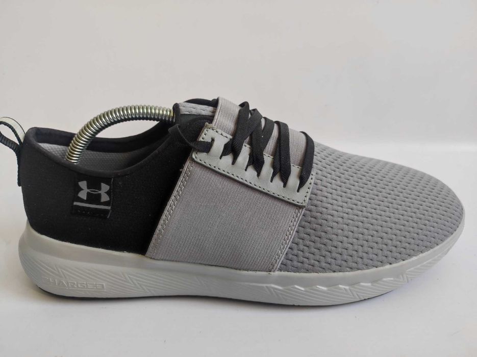 - Buty UNDER ARMOUR CHARGED 24/7 r. 44