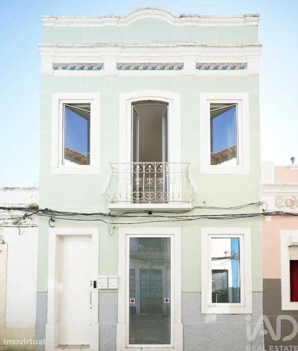 Prédio T2 em Setúbal (São Julião, Nossa Senhora da Anunciada e Santa M