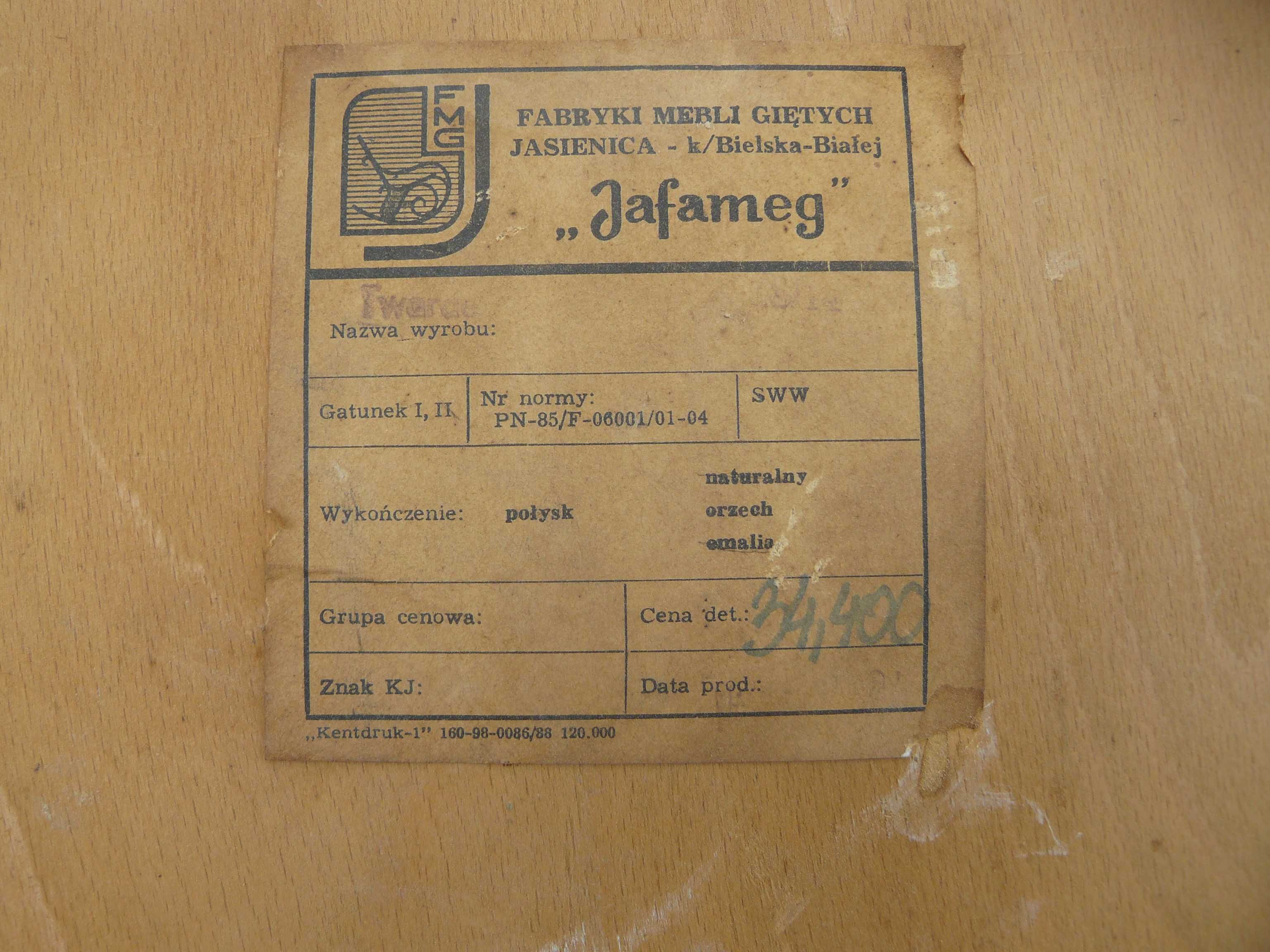 Stare krzesła - gięte - sygnowane.