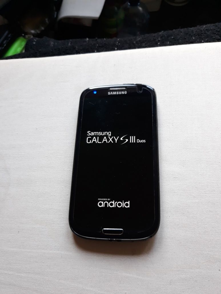 Телефон Samsung Galaxy  s3 duos