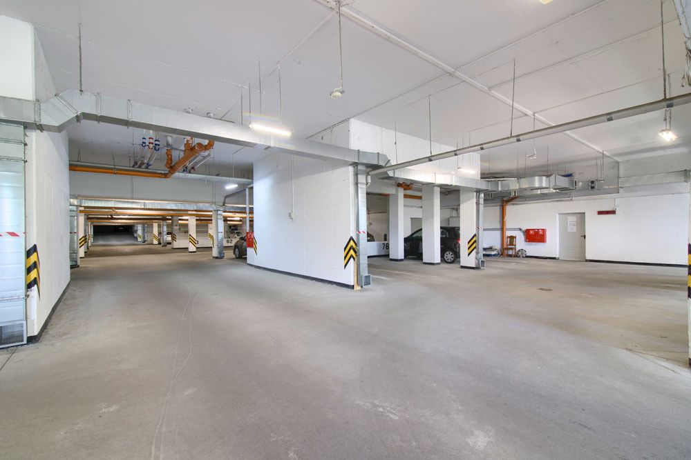 Miejsce postojowe w garażu podziemnym. Szczecin, ul. Robotnicza 31