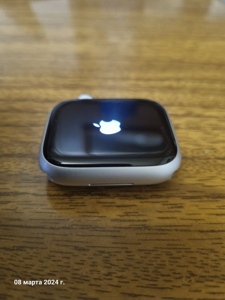 Apple Watch series 8 41mm silver